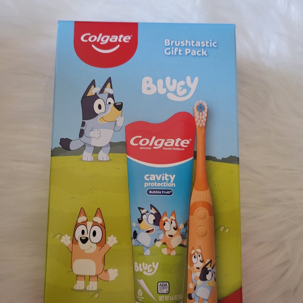 Colgate Kids Bluey Toothbrush & Toothpaste Gift Set - Picture 4 of 7